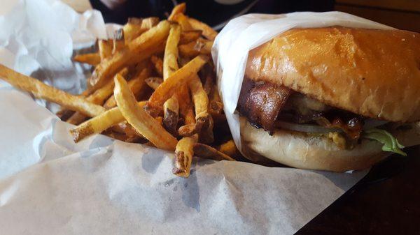 Guacamole bacon burger