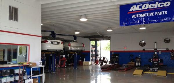 Clean & Modern Garage