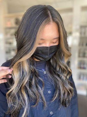 Bronde Balayage w money piece