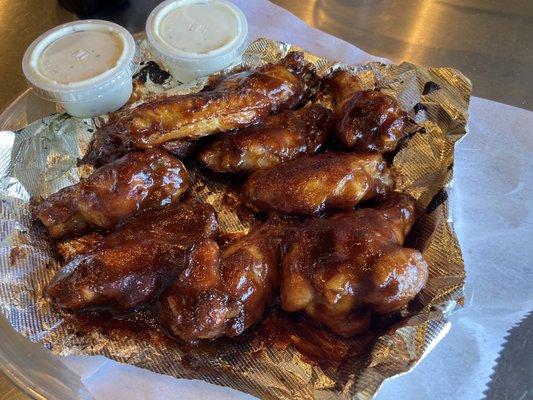 Oven Roasted Barbecue Chicken Wings with Ranch dip