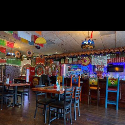 Dining room is very nice and clean smelling. The complimentary chips and nachos have a good kick to them.