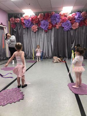 Lana's Dance Studio