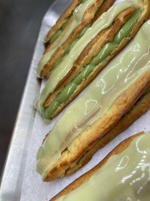 Pistachio Eclair