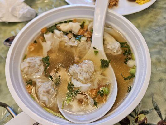 Wonton soup