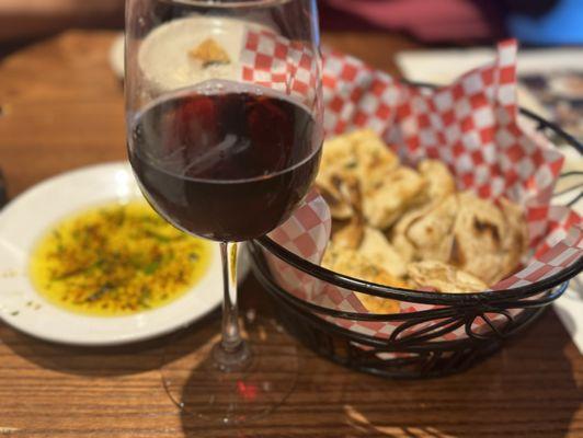 Wine and their delicious bread