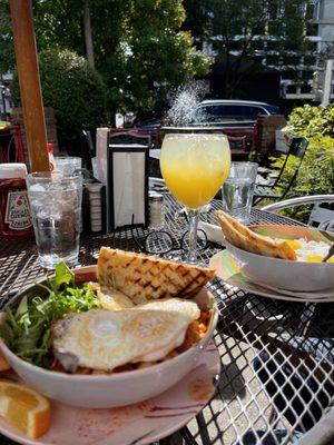 pineapple drink & vegetarian brunch dish  Vegetable Montage