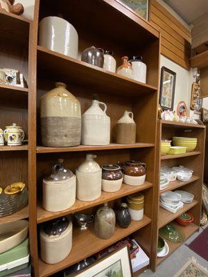 Henley's Antiques and Estate Sale Store