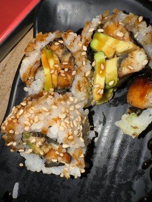 Eel & Avocado Roll