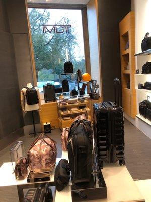 TUMI Store - Greenwich