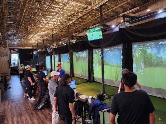 Eagle Club Indoor Golf