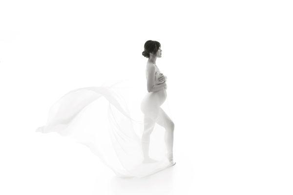 Maternity & Newborn Photography By Yaz