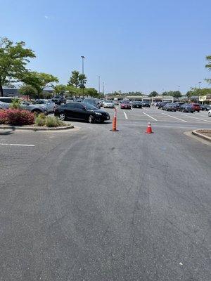 The other part of the line out into the street. Daily thing