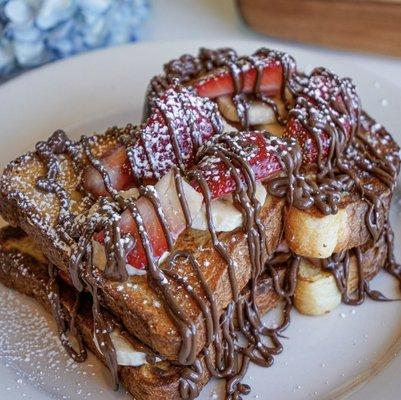 Nutella Stuffed French Toast