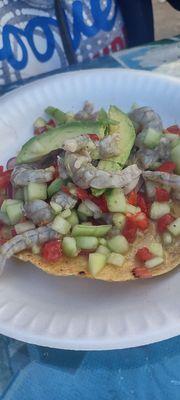 Tostada de camarones