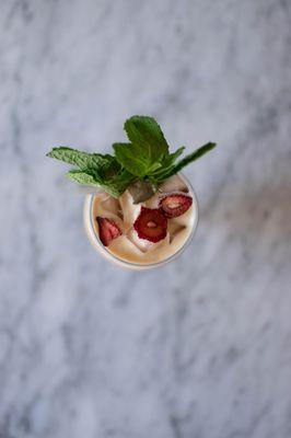 strawberry mint iced latte