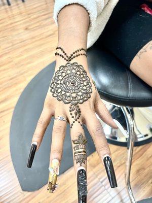 Henna by Bhumi