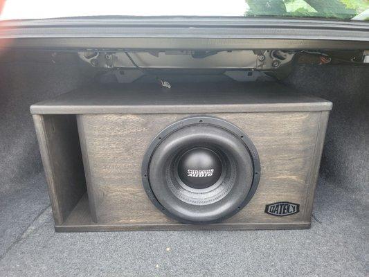 Custom enclosure, so good looking!