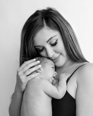 Newborn and family photos are memories your family will cherish for a lifetime!