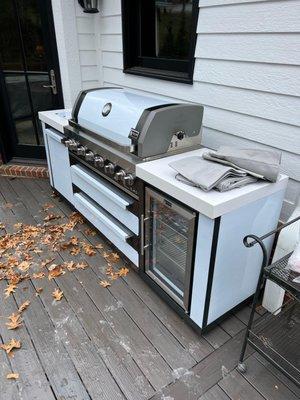 Assemble grills