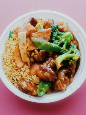 General Tso's Chicken lunch special