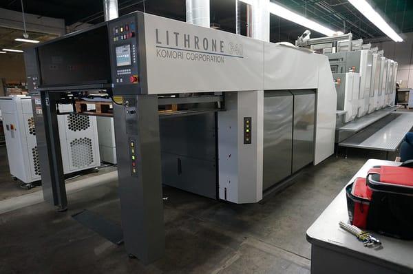 Komori Lithrone HUV G40 Printing Press