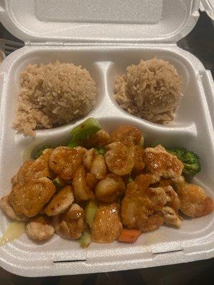 Hibachi chicken and shrimp i love it