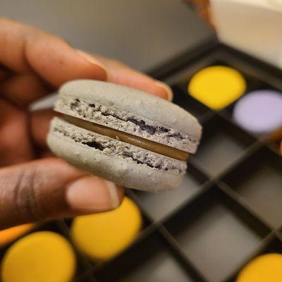 Earl Grey Macaron...not too sweet and the tea flavor comes in at the end.