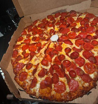 Pepperoni pizza large