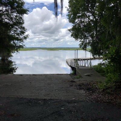 The boat landing to get out on Lake Miccosukee.