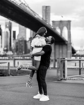 Dumbo Brooklyn Engagement Session