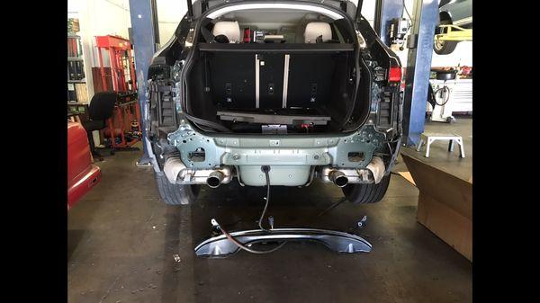 Jaguar trailer hitch install