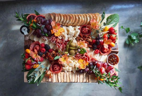 Nibble Board - Classic Charcuterie Board Haus LA