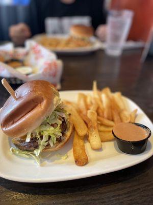 Red Robin Gourmet Burgers and Brews