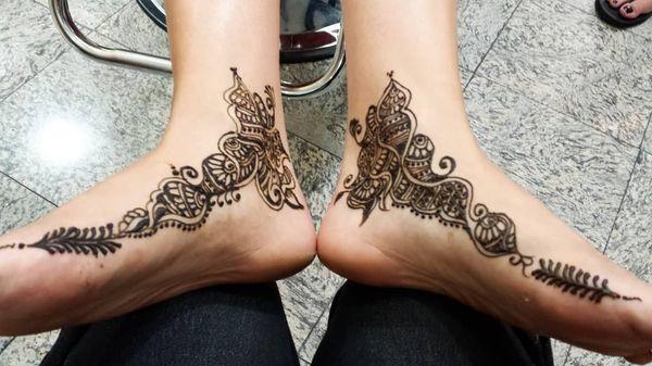 Customized Henna!!