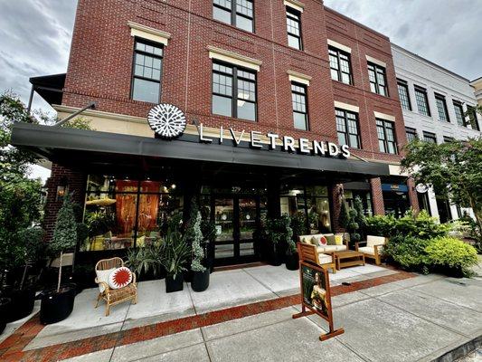 Exterior main entrance of LiveTrends in Downtown Winter Garden