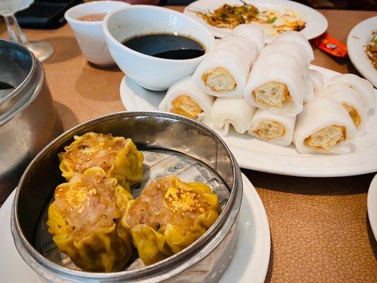 siu mai and 19. Crispy Curl Rice Paste