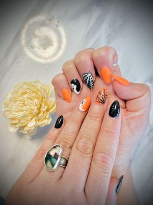 Spider web and ghost nails #halloweennails2023