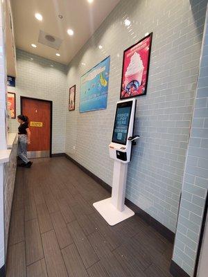 Self order kiosk