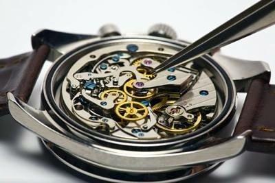 Automatic and quartz watch repair done on premise by our expert watchmaker.