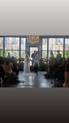 Sun drenched Wedding at the rose room