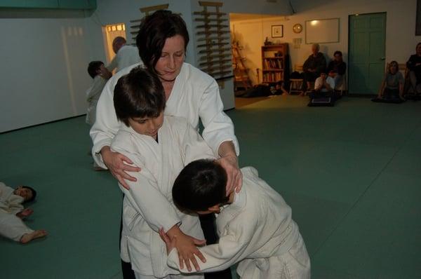 Sensei Theresa Fluty instructing students