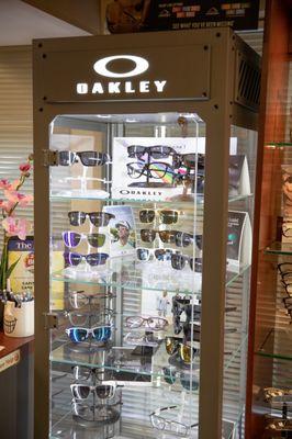 Selection of Oakley frames