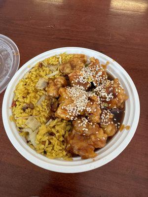 23. General Tso's Sesame chicken Lunch Special