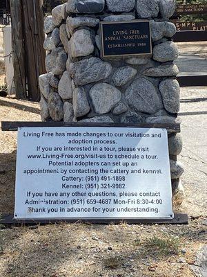 The sign states that visitors are by appointment only.  Wish I'd known and really glad we had t made a special trip up there just to visit.