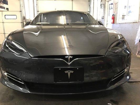 2017 Tesla model S headlight tint