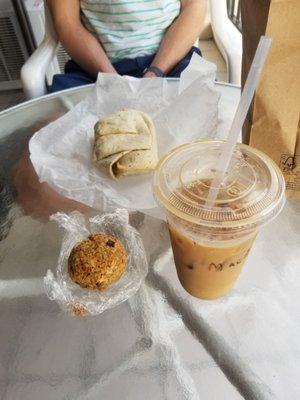 Macadamia cold brew, oat cake, breakfast burrito