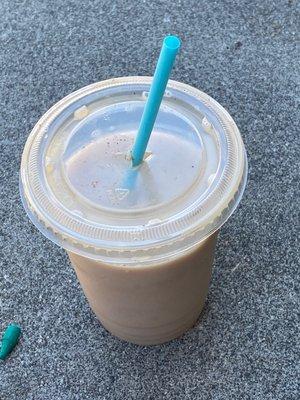 Iced chai with oatmilk