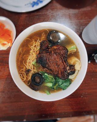 Mi hoanh thanth vit tiem (roast duck egg noodle and wonton) / $14.99