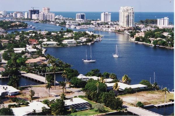 Fort Lauderdale view of the Intracoastal Waterway. Photo taken by Debbie Bates from the top of Pier 66