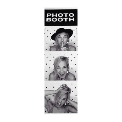 photo booth at urban outfitters!